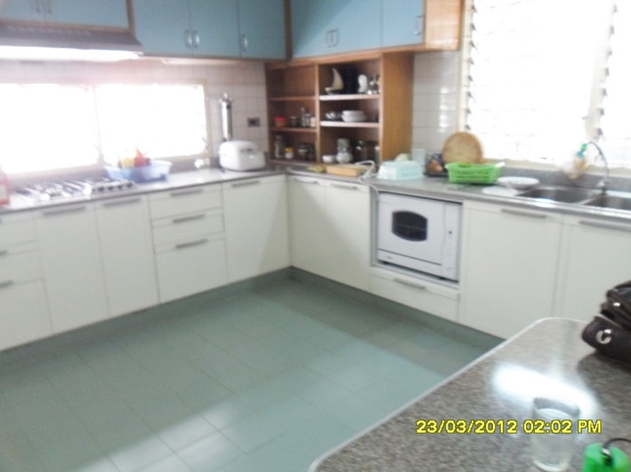 ตู้ครัวอลูมิเนียมบิวท์อิน40