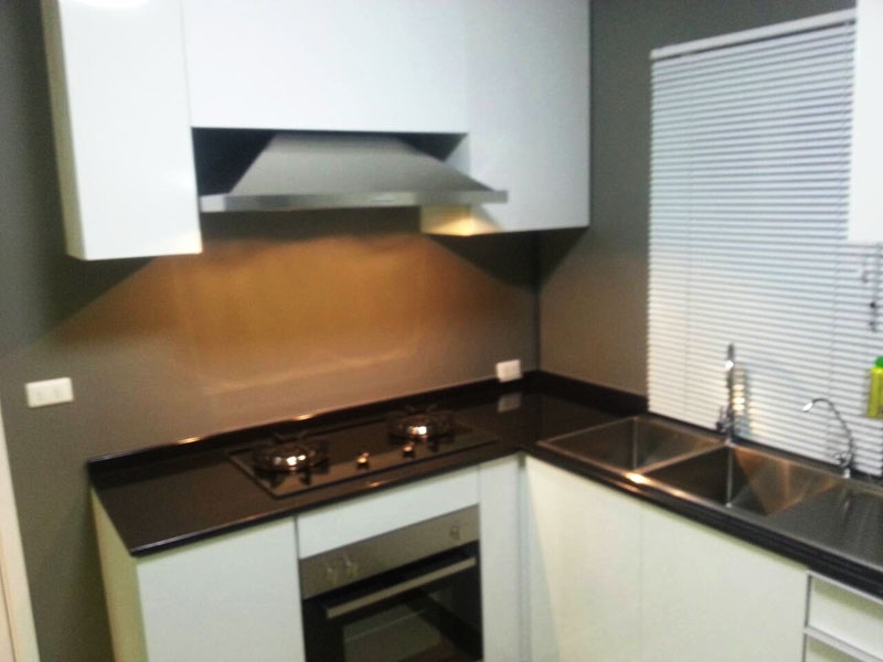 16ชุดครัวอลูมิเนียมบิวท์อิน