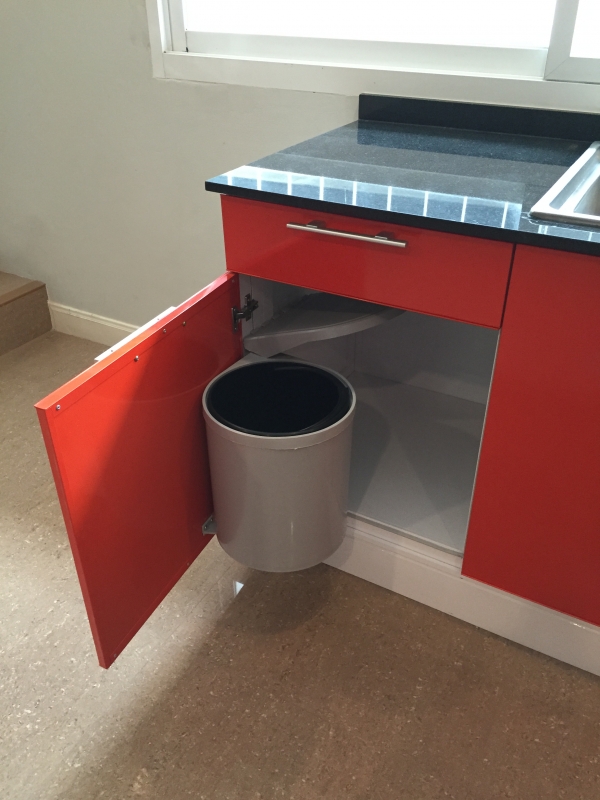 03ตู้ครัวอลูมิเนียมบิวท์อิน