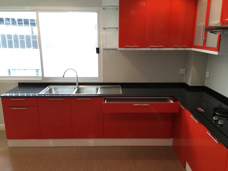 03ตู้ครัวอลูมิเนียมบิวท์อิน